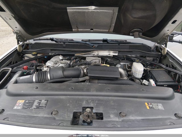 44921586 :رقم المزاد ، 1GT42WEY2KF187304 vin ، 2019 Gmc Sierra 3500hd Denali مزاد بيع