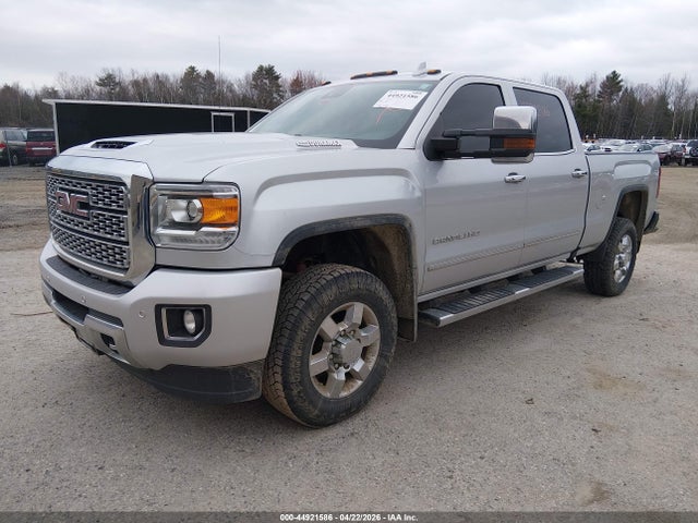 44921586 :رقم المزاد ، 1GT42WEY2KF187304 vin ، 2019 Gmc Sierra 3500hd Denali مزاد بيع