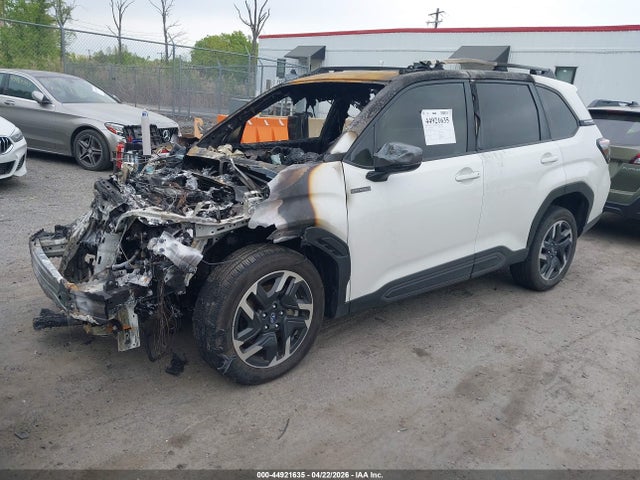Продаж на аукціоні авто 2025 Subaru Forester Limited Hybrid, vin: JF2SLSRD2SH450143, номер лоту: 44921635