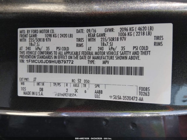 1FMCU0JD9HUB79772 Ford Escape Titanium