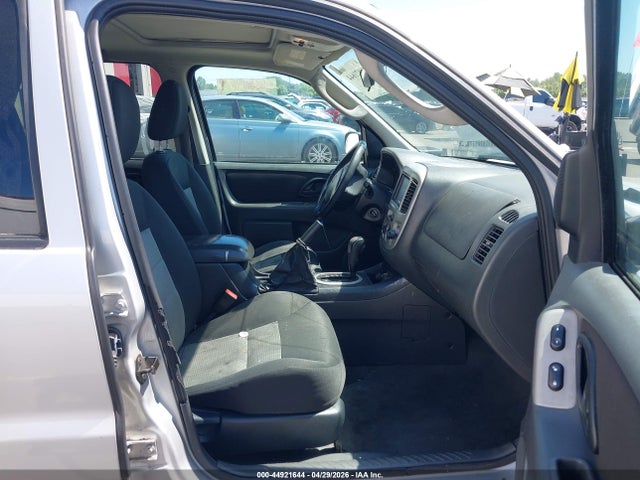 2007 Ford Escape Xlt/xlt Sport მანქანა იყიდება აუქციონზე, vin: 1FMYU03137KC08413, აუქციონის ნომერი: 44921644