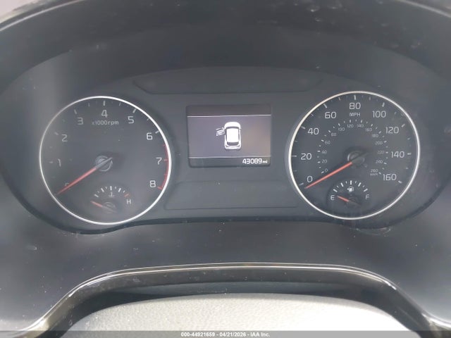 44921659 :رقم المزاد ، KNDEUCAA8N7290604 vin ، 2022 Kia Seltos S مزاد بيع