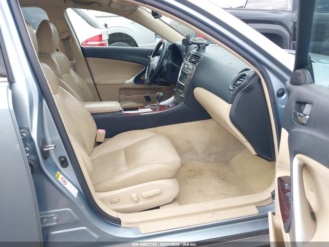 44921703 :رقم المزاد ، JTHCK262385016153 vin ، 2008 Lexus Is 250 مزاد بيع