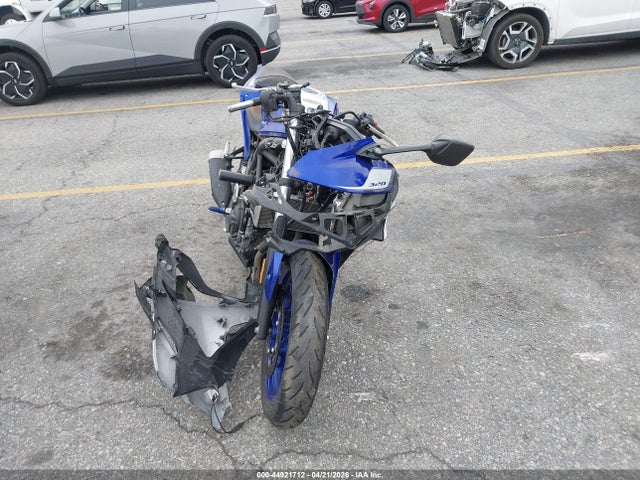 MH3RH06Y4FK005083 Yamaha YZFR3