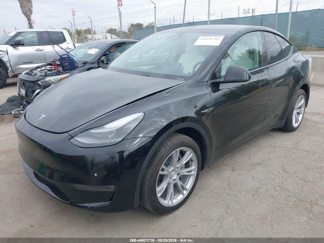7SAYGDEEXRA236129 Tesla Model Y Long Range Dual Motor All-wheel Drive