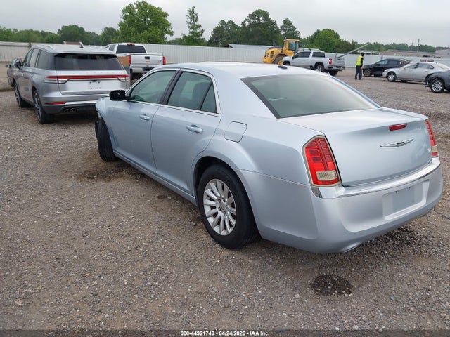 Продажа на аукционе авто 2013 Chrysler 300 Motown, vin: 2C3CCAAG2DH709637, номер лота: 44921749