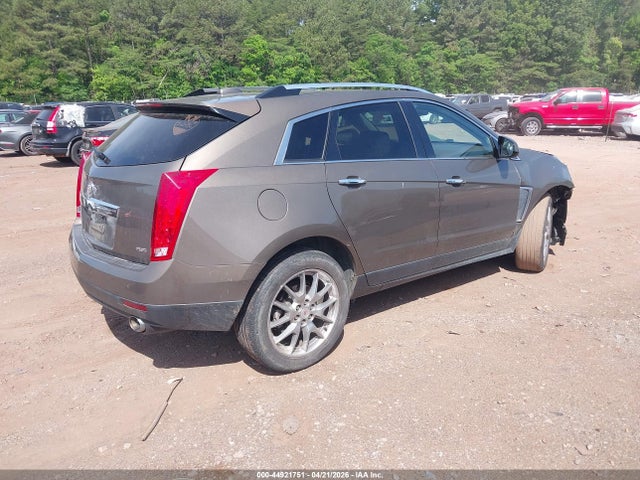 44921751 :رقم المزاد ، 3GYFNDE32FS528558 vin ، 2015 Cadillac Srx Premium Collection مزاد بيع