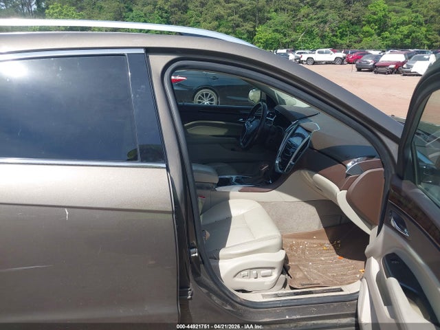 44921751 :رقم المزاد ، 3GYFNDE32FS528558 vin ، 2015 Cadillac Srx Premium Collection مزاد بيع