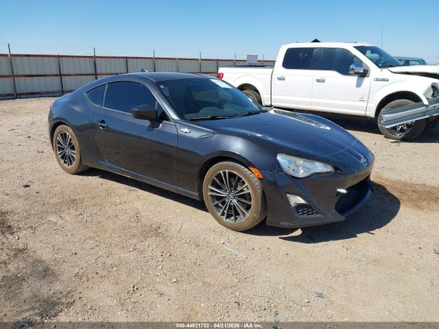 Scion FR-S 2015 JF1ZNAA17F9709086 main image