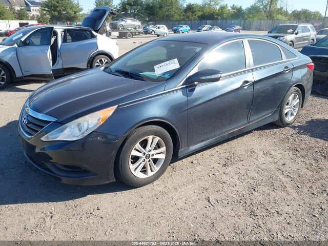 Продажа на аукционе авто 2014 Hyundai Sonata Gls, vin: 5NPEB4AC3EH904046, номер лота: 44921753