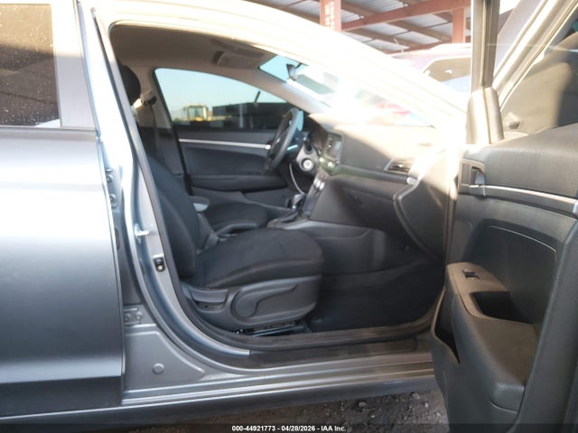KMHD74LF1KU752141 Hyundai ELANTRA SE