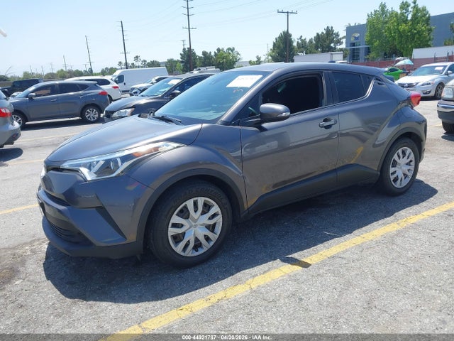 JTNKHMBX6K1030986 Toyota C-HR LE