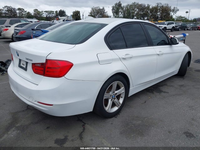 Продаж на аукціоні авто 2013 Bmw 328i, vin: WBA3C1C55DF436697, номер лоту: 44921789