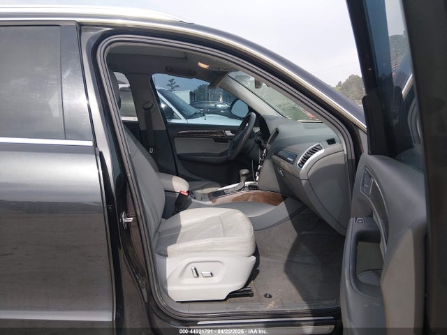 44921791 :رقم المزاد ، WA1LFAFP1EA042212 vin ، 2014 Audi Q5 2.0t Premium مزاد بيع