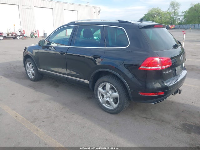 Продаж на аукціоні авто 2011 Volkswagen Touareg Vr6 Sport, vin: WVGFF9BP1BD003603, номер лоту: 44921803