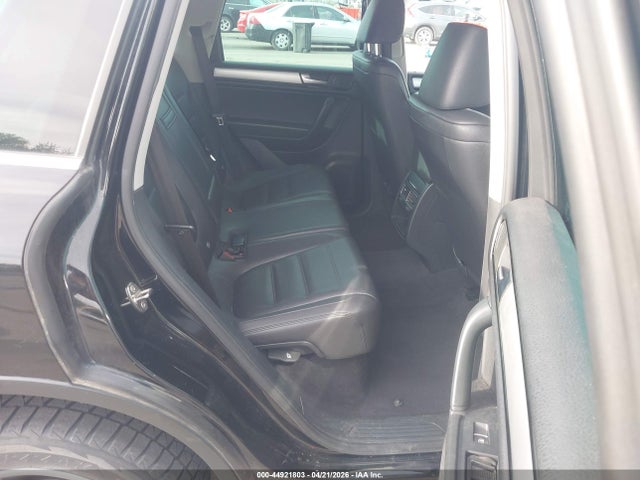 Продаж на аукціоні авто 2011 Volkswagen Touareg Vr6 Sport, vin: WVGFF9BP1BD003603, номер лоту: 44921803