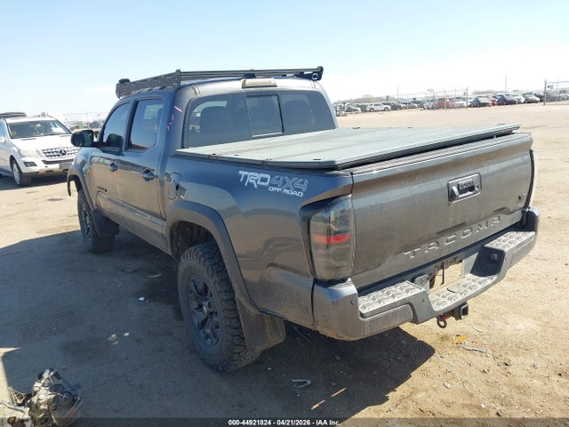 2017 Toyota Tacoma Trd Off Road მანქანა იყიდება აუქციონზე, vin: 3TMCZ5AN2HM091730, აუქციონის ნომერი: 44921824