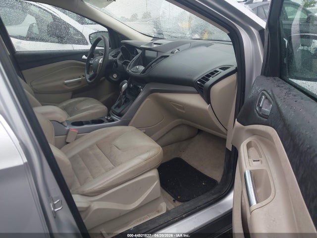 1FMCU9G93GUA68530 Ford ESCAPE SE