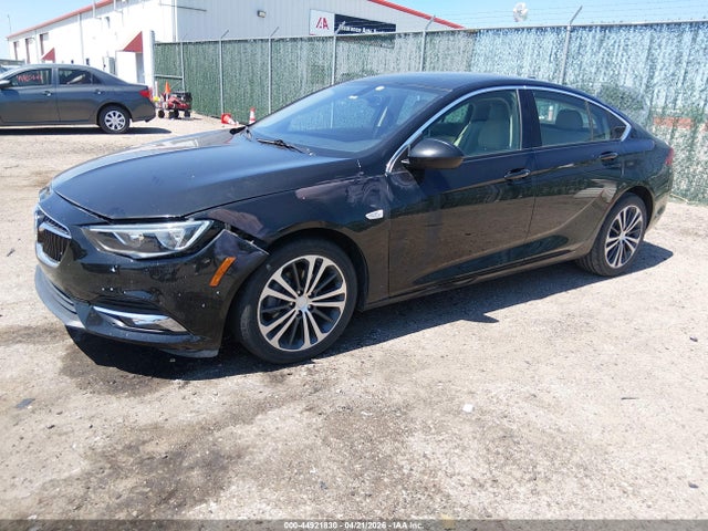 W04GP6SX4J1074633 Buick Regal Sportback Essence