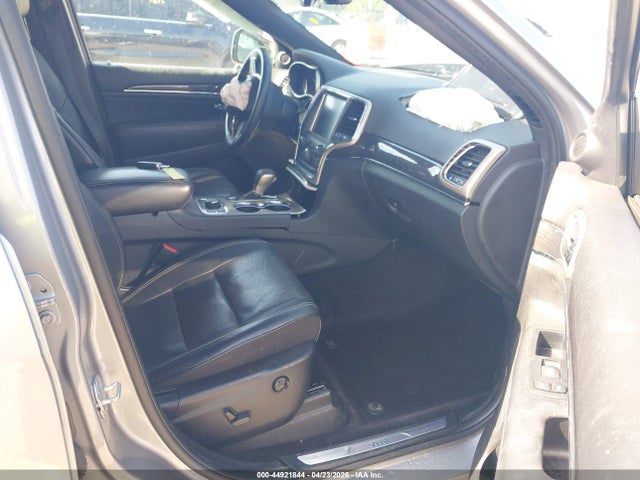 Продажа на аукционе авто 2017 Jeep Grand Cherokee Overland 4x4, vin: 1C4RJFCGXHC801660, номер лота: 44921844
