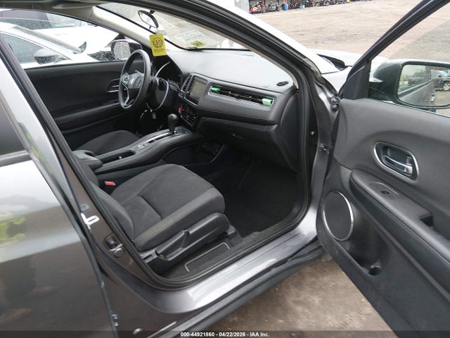 Продажа на аукционе авто 2022 Honda Hr-v 2wd Ex, vin: 3CZRU5H50NM713701, номер лота: 44921860