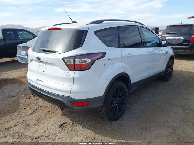 1FMCU0GD7HUC67372 Ford ESCAPE SE
