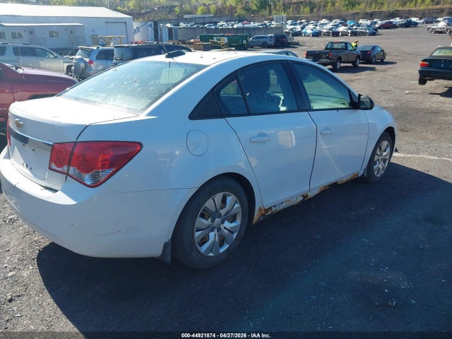 Продажа на аукционе авто 2015 Chevrolet Cruze Ls Auto, vin: 1G1PA5SG0F7231640, номер лота: 44921874