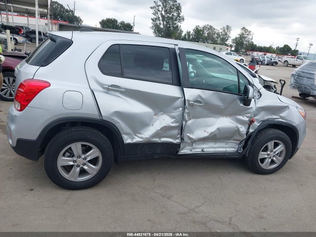 Chevrolet Trax Awd Ls 2022 KL7CJNSM3NB545593 Image 13