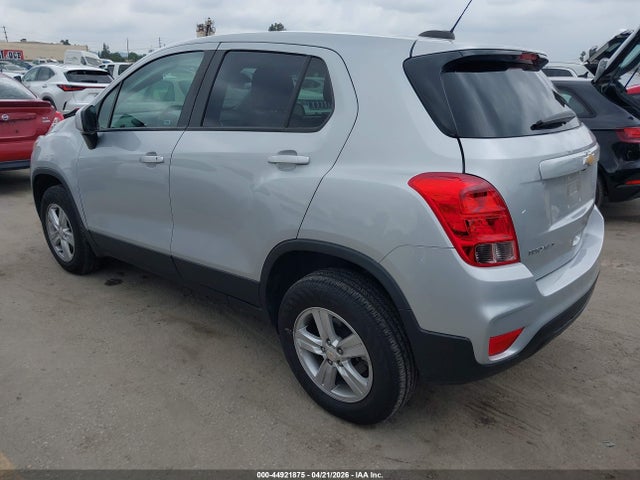 Chevrolet Trax Awd Ls 2022 KL7CJNSM3NB545593 Image 3