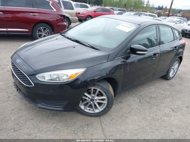 Ford FOCUS SE 2017 1FADP3K2XHL255509 Image 2