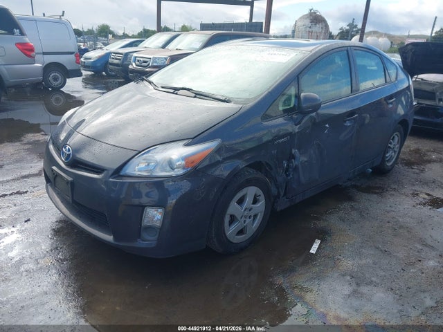 44921912 :رقم المزاد ، JTDKN3DU4B5310344 vin ، 2011 Toyota Prius Three مزاد بيع
