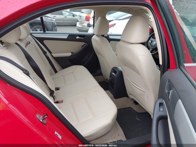 2011 Volkswagen Jetta 2.0l Tdi მანქანა იყიდება აუქციონზე, vin: 3VWLL7AJ8BM128052, აუქციონის ნომერი: 44921916