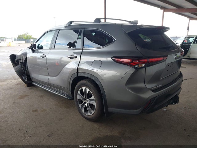 5TDKBRCH9TS691491 Toyota Highlander Hybrid Xle