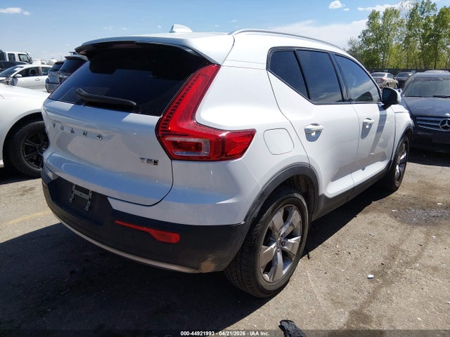 Продажа на аукционе авто 2021 Volvo Xc40 T5 Momentum, vin: YV4162UKXM2576910, номер лота: 44921993