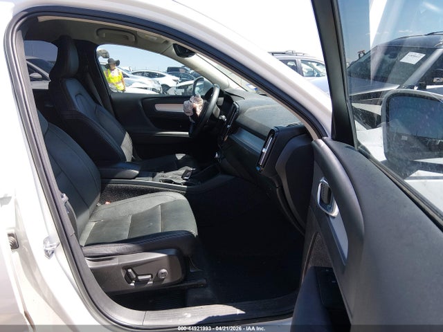 Продажа на аукционе авто 2021 Volvo Xc40 T5 Momentum, vin: YV4162UKXM2576910, номер лота: 44921993