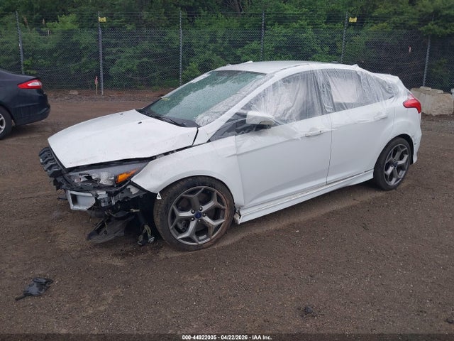 1FADP3L92HL305699 Ford FOCUS ST