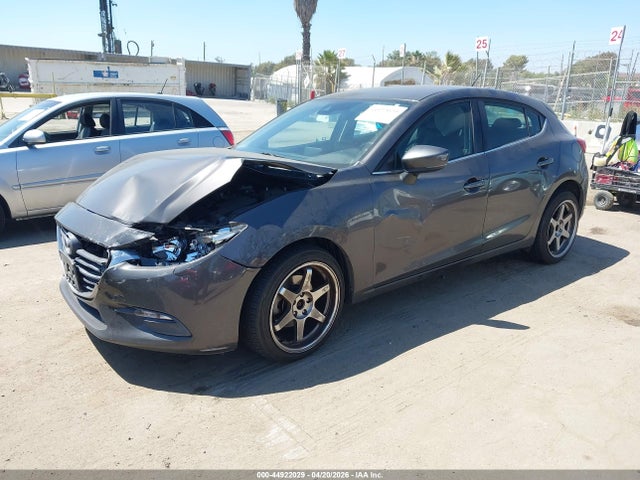 3MZBN1L38JM194536 Mazda Mazda3 Touring