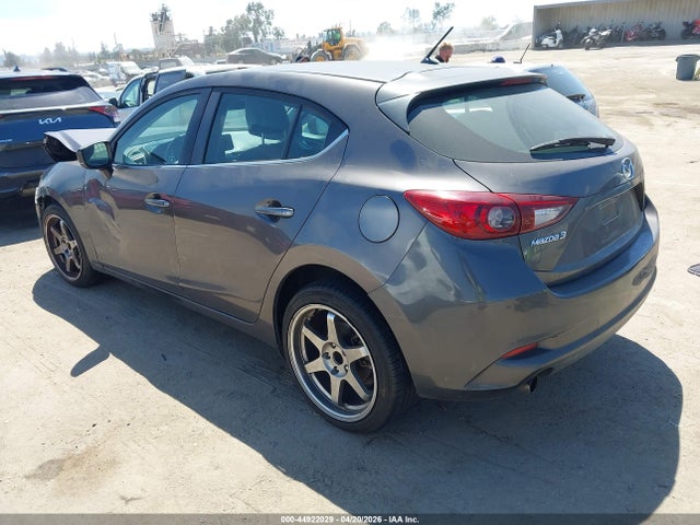 3MZBN1L38JM194536 Mazda Mazda3 Touring