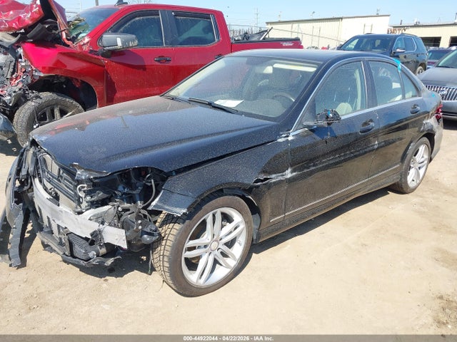 Aukcja sprzedaży 2014 Mercedes-benz C 250 Sport, vin: WDDGF4HB0EG256413, numer aukcji: 44922044