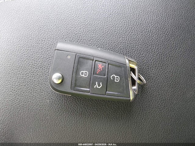 2021 Volkswagen Tiguan 2.0t Se/2.0t Se R-line Black/2.0t Sel მანქანა იყიდება აუქციონზე, vin: 3VV2B7AX8MM124285, აუქციონის ნომერი: 44922097