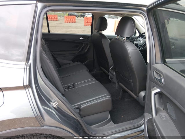 2021 Volkswagen Tiguan 2.0t Se/2.0t Se R-line Black/2.0t Sel მანქანა იყიდება აუქციონზე, vin: 3VV2B7AX8MM124285, აუქციონის ნომერი: 44922097