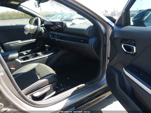 KIA K4 Gt-line 2025 3KPFW4DE8SE081569 Image 5