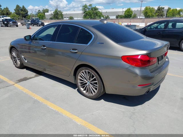 WBAJA9C53JB253216 BMW 530e Iperformance