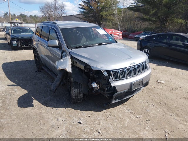 Auction sale of the 2017 Jeep Grand Cherokee Laredo 4x4, vin: 1C4RJFAG8HC803586, lot number: 44922138