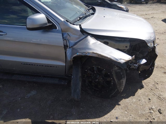 Продажа на аукционе авто 2017 Jeep Grand Cherokee Laredo 4x4, vin: 1C4RJFAG8HC803586, номер лота: 44922138