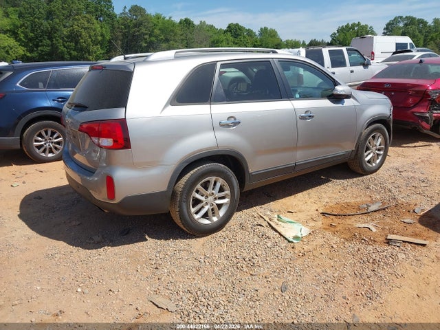 2014 Kia Sorento Lx მანქანა იყიდება აუქციონზე, vin: 5XYKT3A64EG527271, აუქციონის ნომერი: 44922166