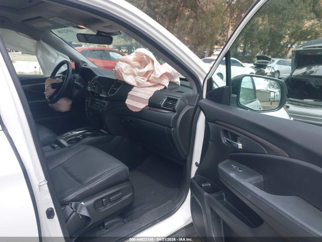 Auction sale of the 2021 Honda Pilot 2wd Special Edition, vin: 5FNYF5H25MB024242, lot number: 44922186