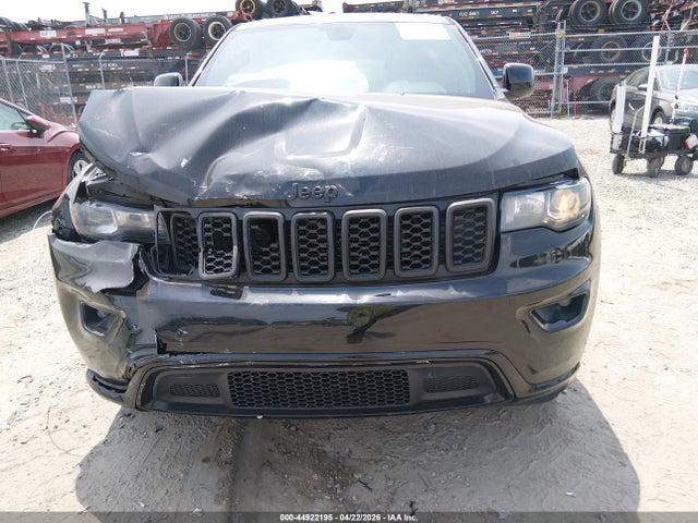 1C4RJFAGXJC267651 Jeep Grand Cherokee Altitude 4x4