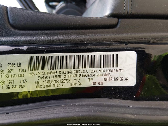 1C4RJFAGXJC267651 Jeep Grand Cherokee Altitude 4x4