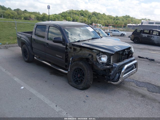 Aukcja sprzedaży 2015 Toyota Tacoma Base V6, vin: 3TMLU4ENXFM175682, numer aukcji: 44922210